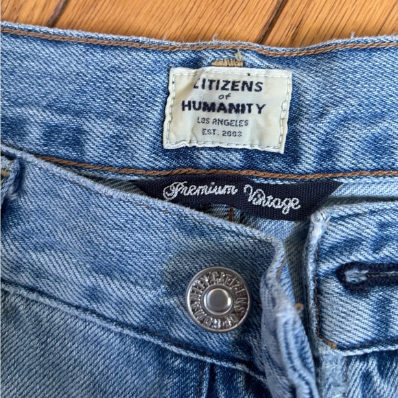 Citizens of Humanity McKenzie Curved Straight Jeans - Picture 4 of 8